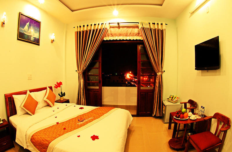 Tuong Phat Hotel Дананг Номер фото